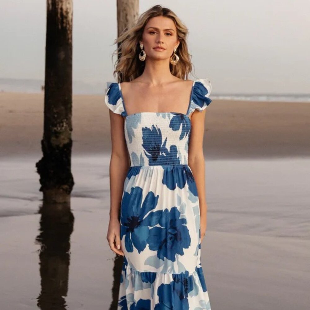 NWT Baltic Born 'Mikaela' Blue White Floral Flutter Sleeve Maxi Dress SM. $75